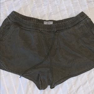 Aritzia shorts